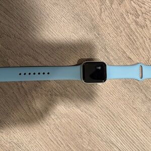 Apple Watch Series 6 40 mm - silver aluminum case